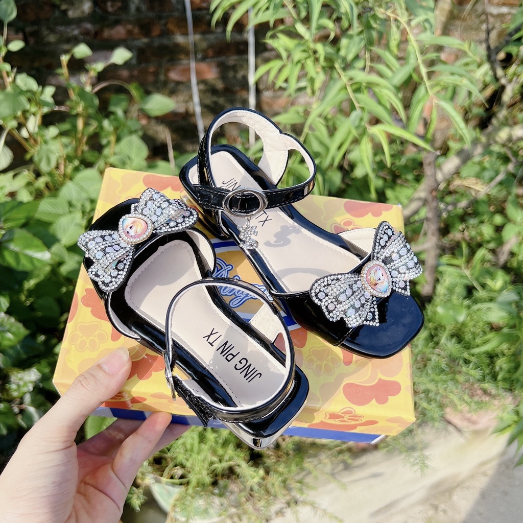 sandal bé gái dép quai hậu có gót nơ đá hình công chúa đáng yêu đế dẻo êm chân đi học mùa hè xuân 8102 ( có ảnh thật