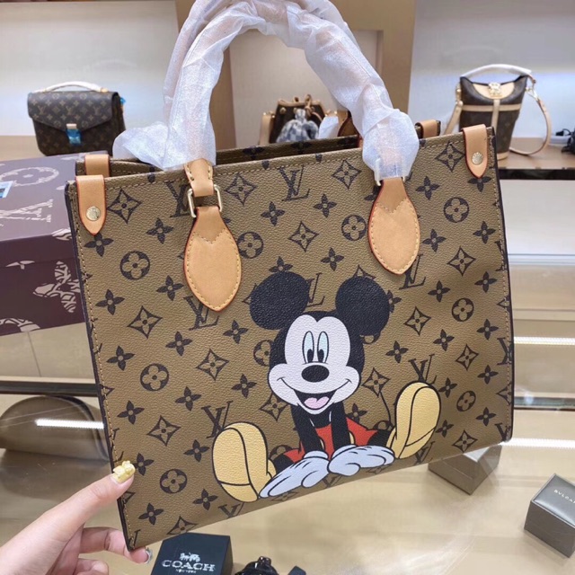 Lv mickey discount mouse bag 2020