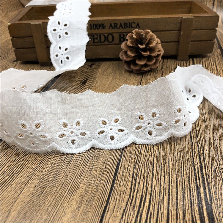 4cm Ren trắng đục lỗ lớn 1 viền thêu hoa 5 cánh phụ kiện may mặc ...
