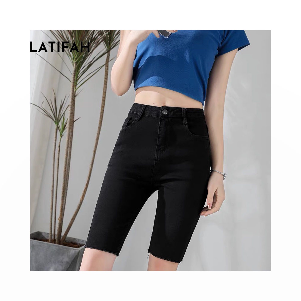 Quần short ngố jean co giãn LATIFAH trơn căn bản QS024 dễ phối đồ phong cách trẻ trung năng động spe