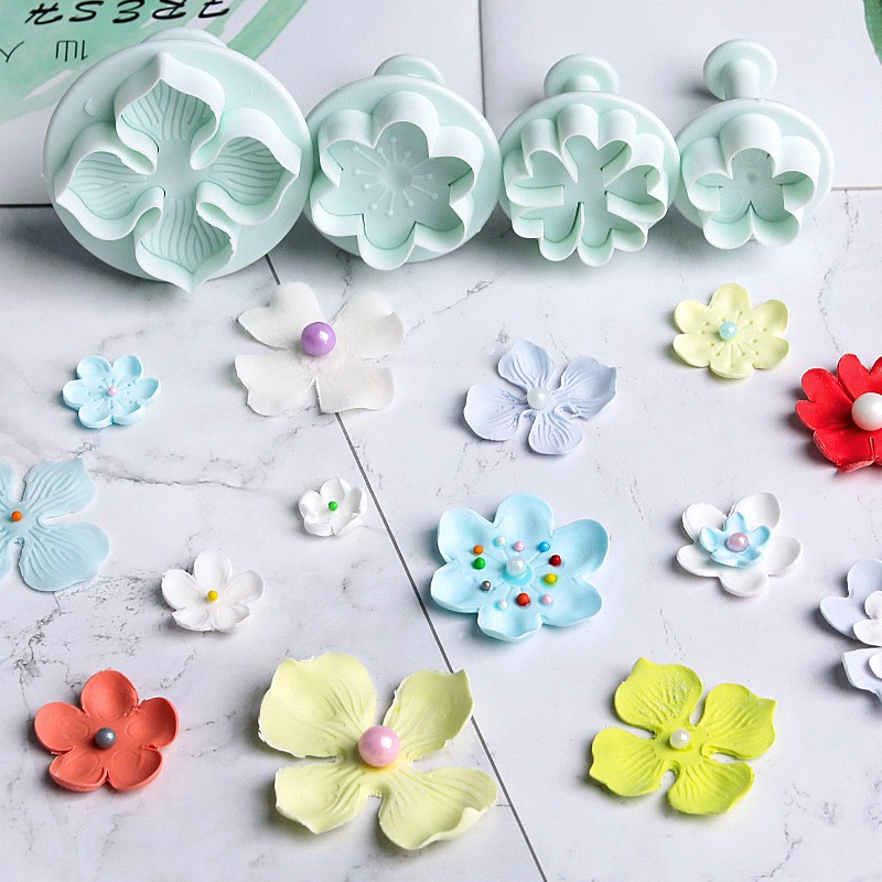 Khuôn Cắt Dập Nổi Họa Tiết Cỏ Bốn Lá/Hoa Tuyết/Trái Cây Trang Trí Bánh