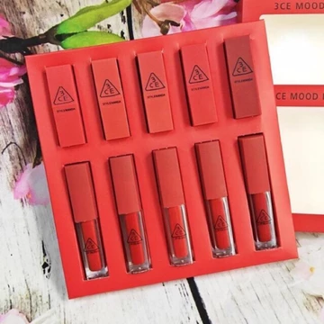 Sét Son 10 cây tone đỏ gồm 5 son sáp và 5 son kem