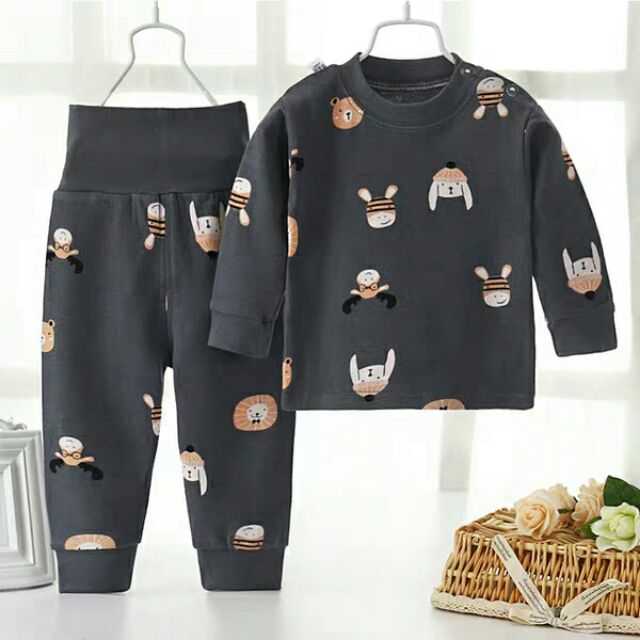 Bộ đồ cotton áo dài cài khuy vai và quần cạp cao cho bé dưới 5 tuổi