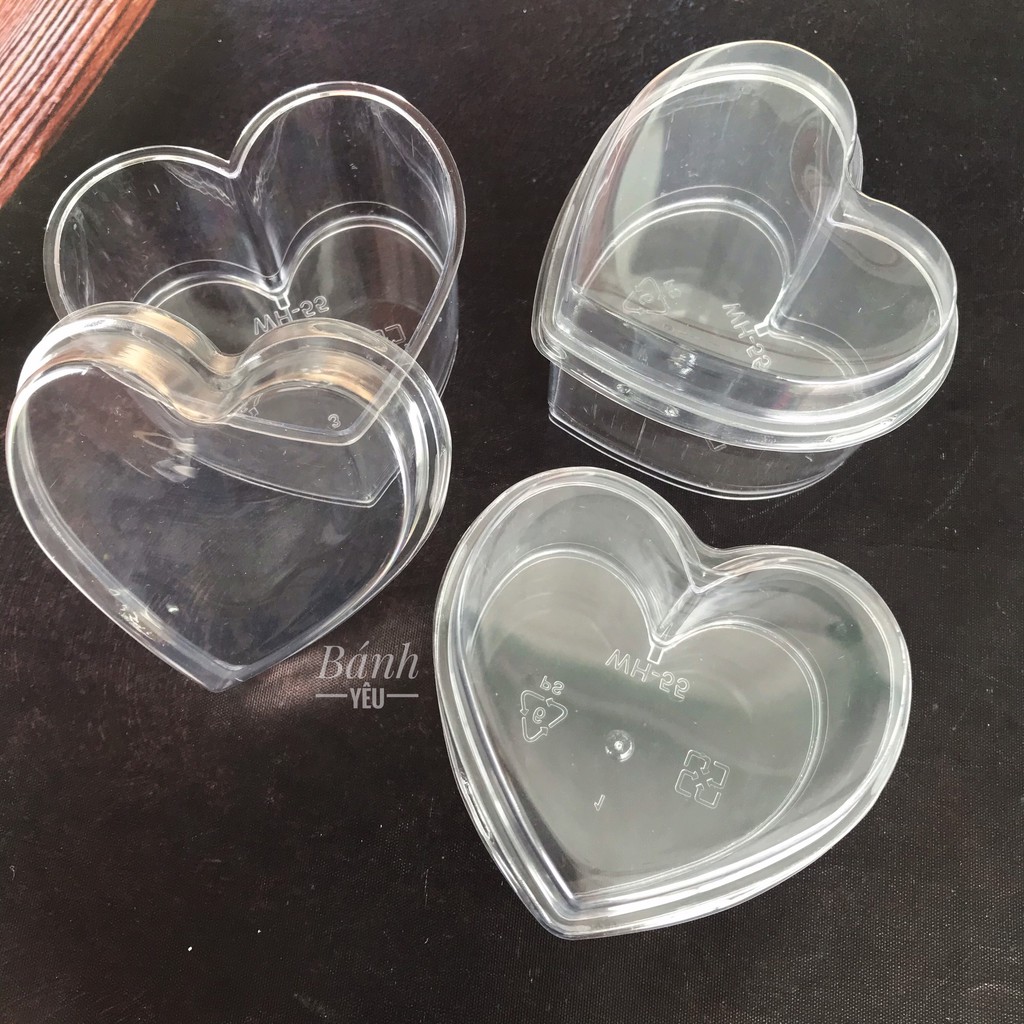 Lốc 10 Hộp Nhựa Mica Trái Tim Có Nắp Làm Bánh Mousse