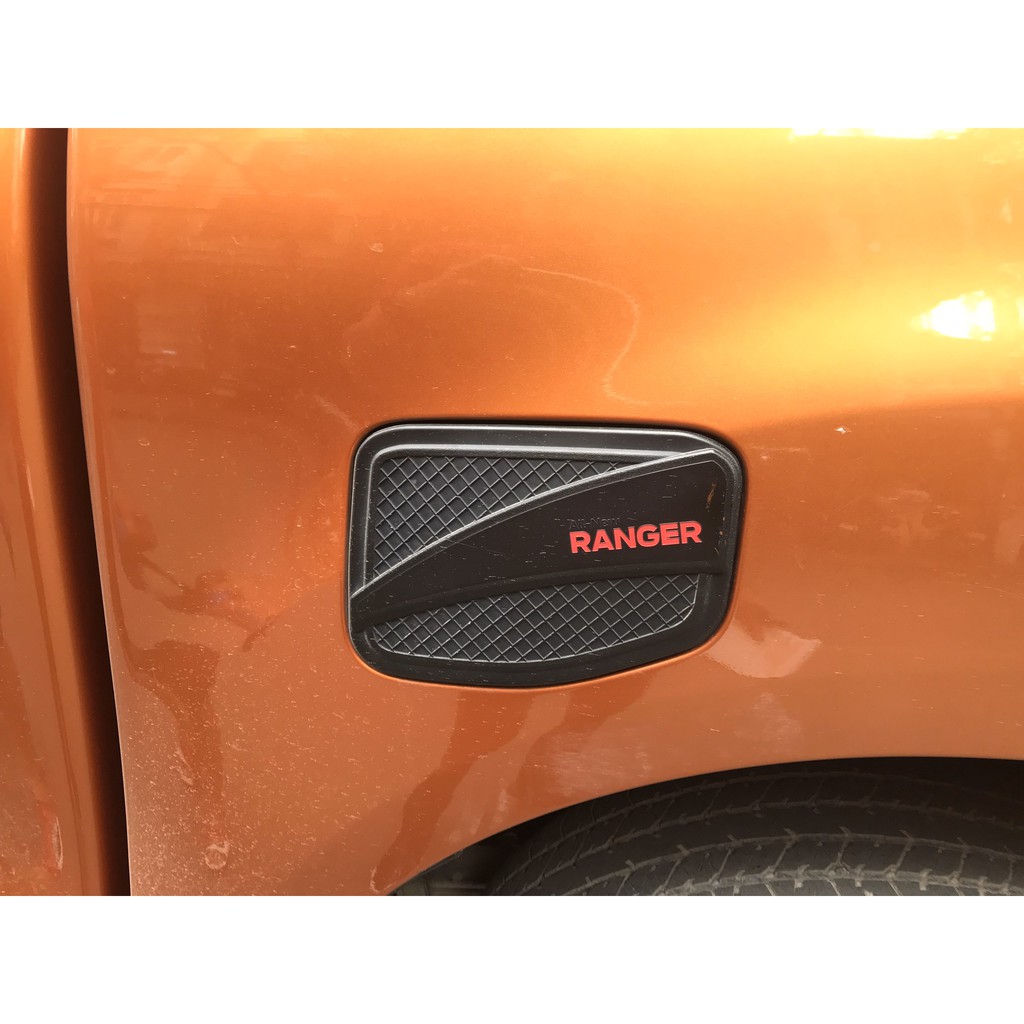 Ranger Ốp nắp xăng Ford Ranger 2016,2017, 2018 2020, nhựa đen abs