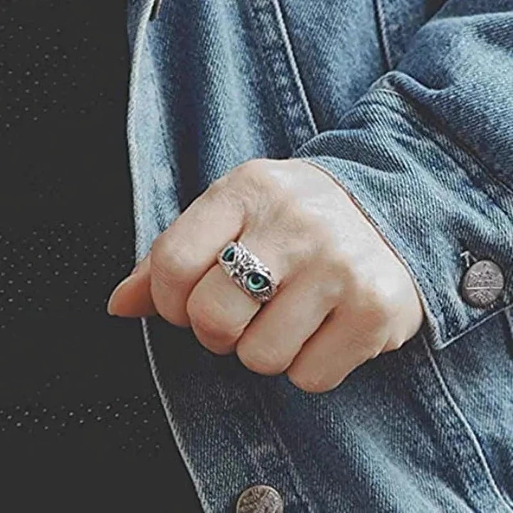 Retro Creative Ring