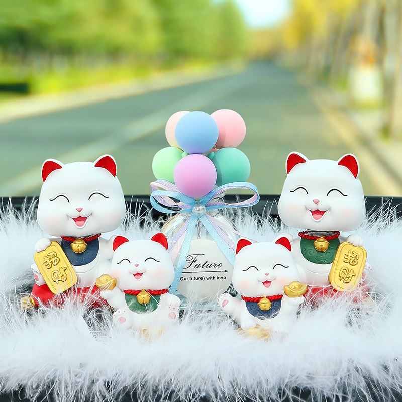 Decor mèo thần tài thỏi vàng đế lông trang trí taplo oto , hoặc để bàn làm việc có tặng kèm sáp thơm