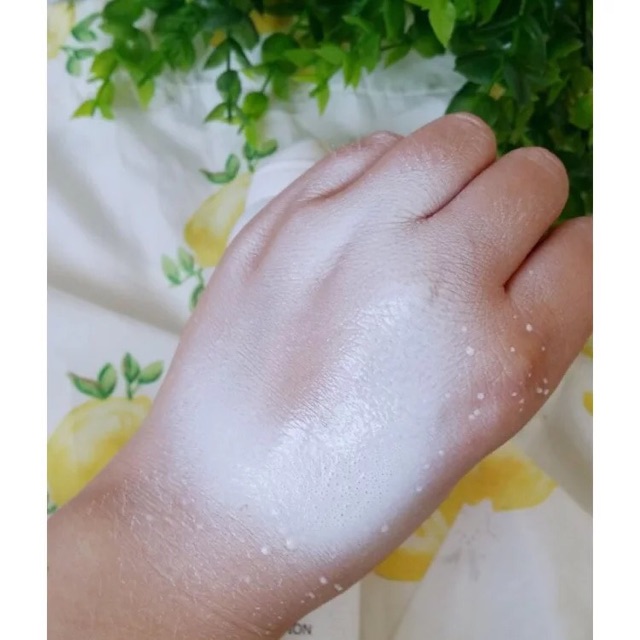 Xịt chống nắng kem chống nắng Maycreate