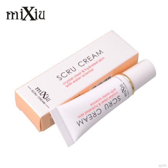 [Hàng mới về] Tẩy tế bào chết giữ ẩm và làm sáng môi xỉn màu