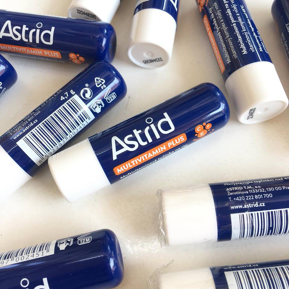 Son dưỡng Astrid tái tạo môi từ Mỡ hươu chuẩn auth Dhcosmetic