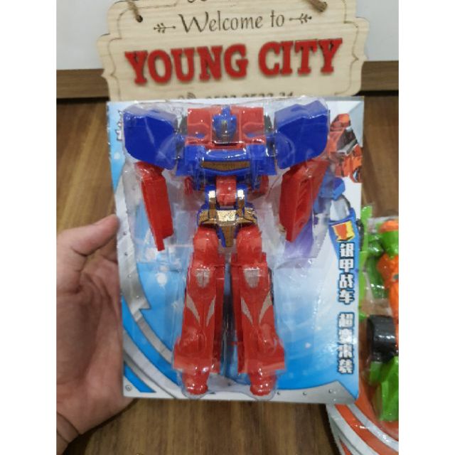 Đồ chơi robot / đồ chơi ô tô rô bốt biến hình mẫu mới nhất Youngcityshop