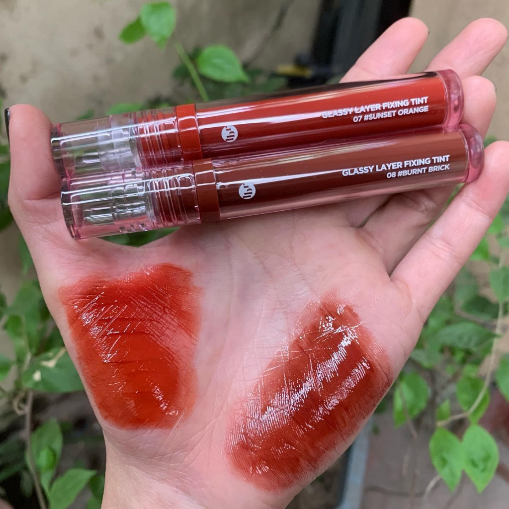 Son Tint Bóng Siêu Lì Lilybyred Glassy Layer Fixing Tint Môi Căng Mọng Burnt Brick Sunset Orange 3.8g – Mibebe