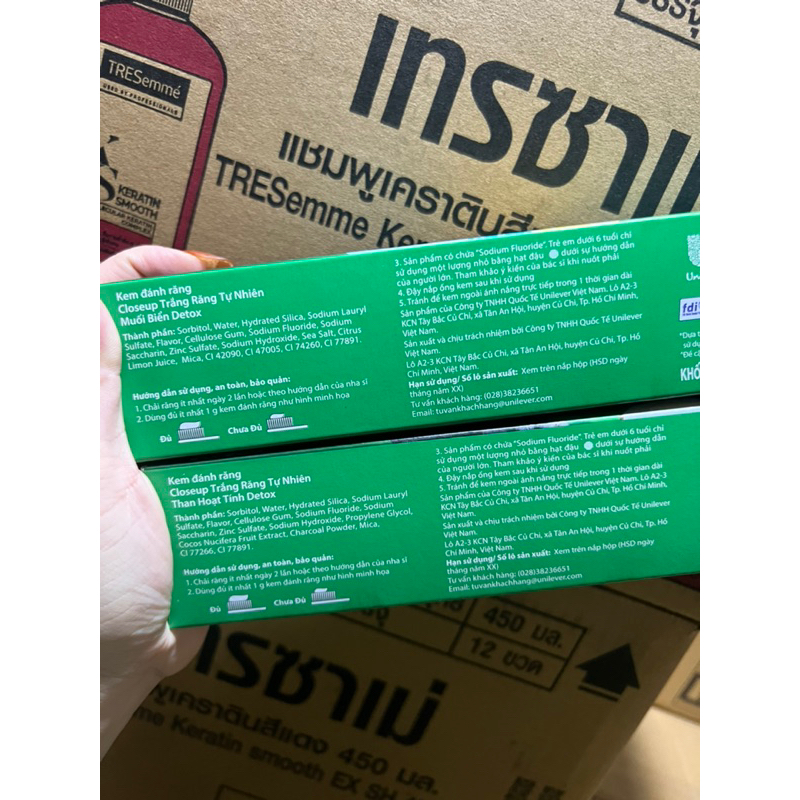 Kem đánh răng Closeup hộp lớn 230g