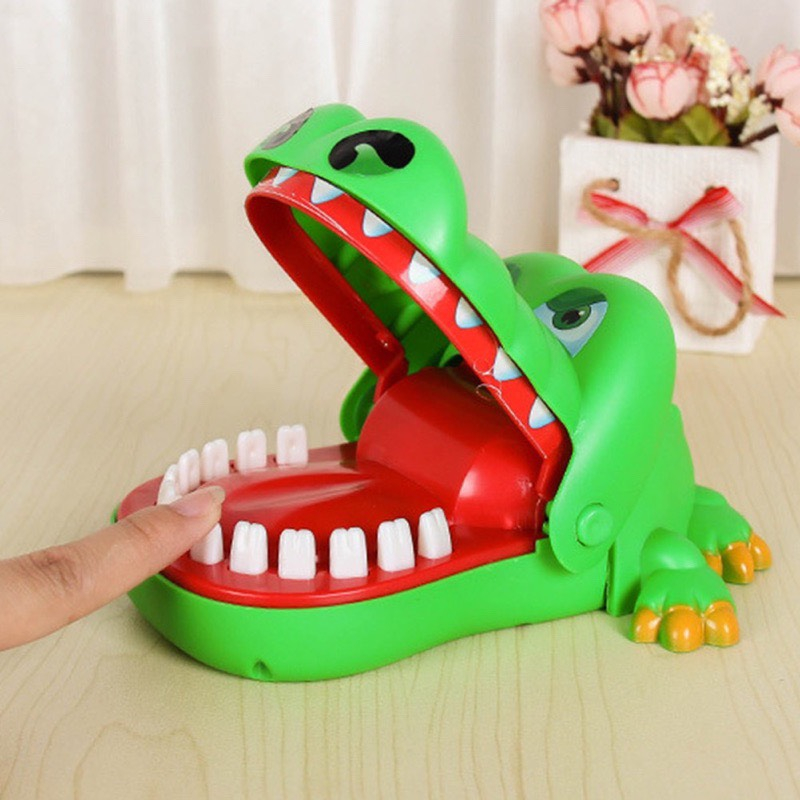 Đồ Chơi Cho Bé, Đồ Chơi Cá Sấu Cắn Tay, Đồ Chơi Giải Trí, Vui Nhộn Dành Cho Bé (Loại To)