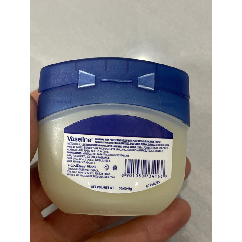 Sáp Dưỡng Ẩm Vaseline 49g của Mỹ