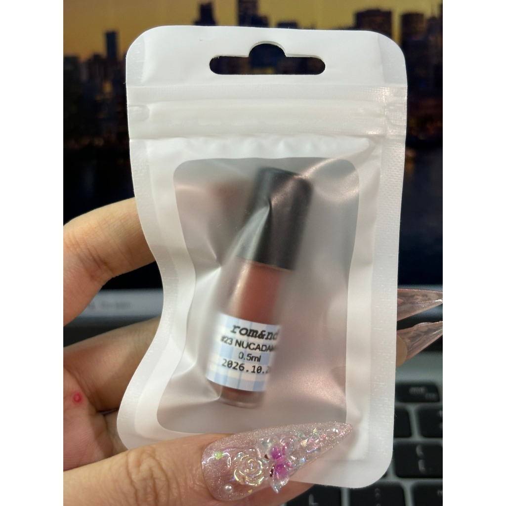 (Mẫu thử – Minisize) Son bóng Romand Juicy Dewy Ful Lasting Tint đủ màu 13 19 20 23