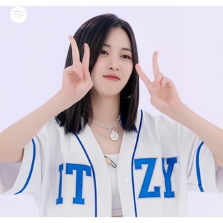 ITZY Trắng Tất Cả Các Thành Viên Áo Thun Bóng Chày-Áo Hòa Nhạc Thêu Cao Cấp-Áo Jersey Đội Nữ