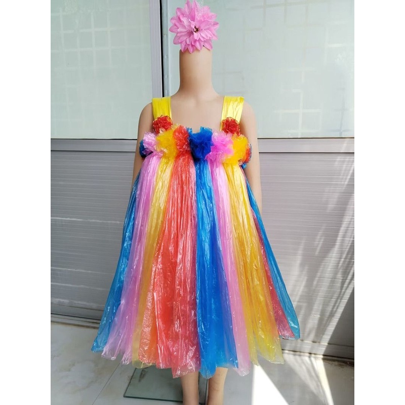 女儿童环保时装秀服装 创意走秀幼儿园手工制作塑料袋演出服亲子装Con gái Bảo vệ môi trường trẻ em Thời trang Vải thể hiện lối đi sáng tạo Mẫu giáo Handma