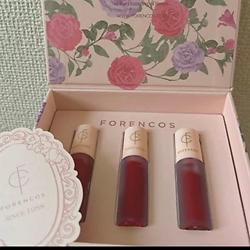 11/2027( cây son dính nhựa ). gốc 500kSet son kem lì mini 3 thỏi Forencos Tattoo Velvet Tint Mini Set.
