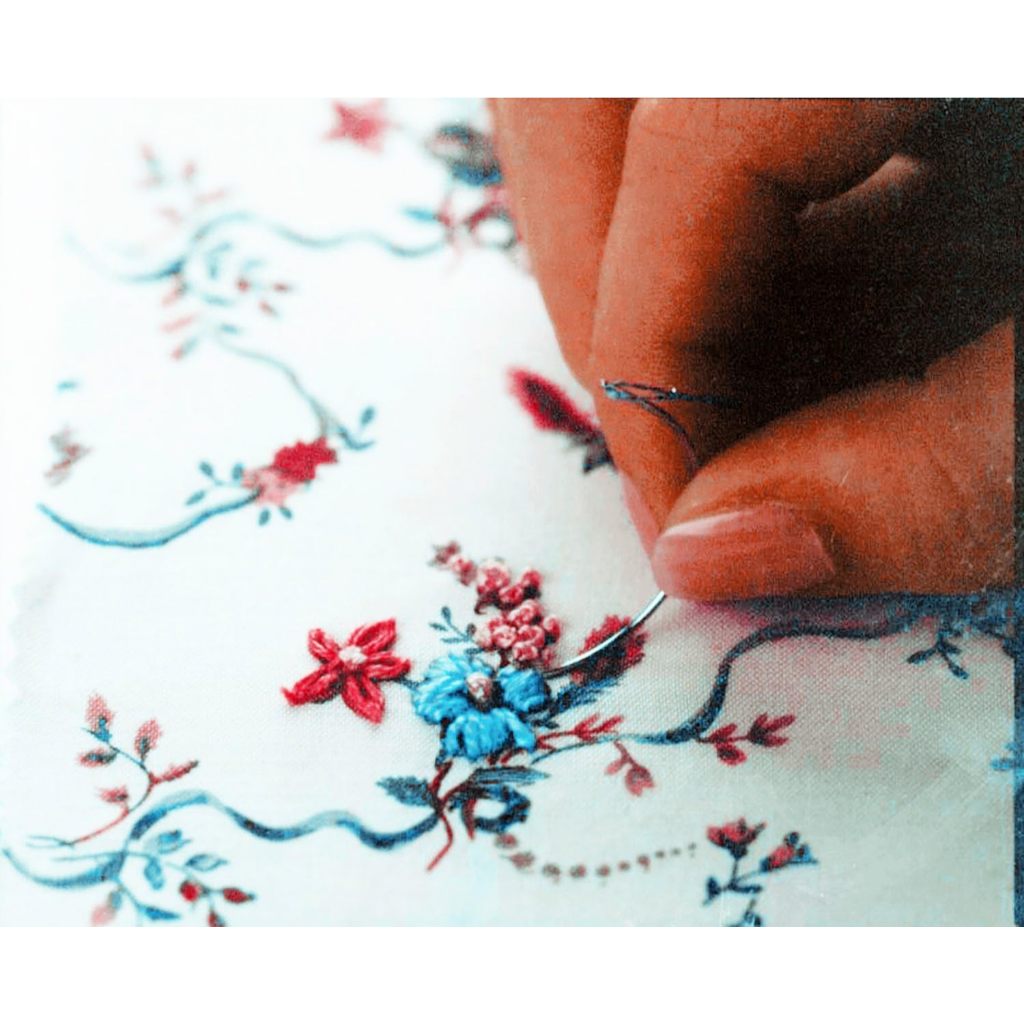 Clover Kim Khau Cong Tay Assorted/57-233 Mong&57-234 Day/4 Cai Moi Co/Nhat Ban/Thu Cong