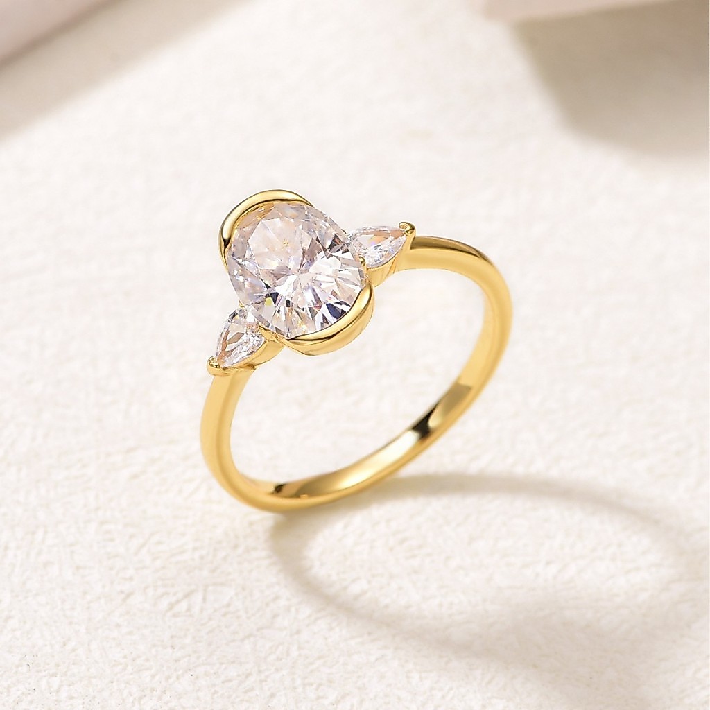 Women's Gold-Plated Wedding Ring by UICICO.vn