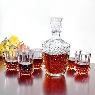 Chai thủy tinh vát vuông họa tiết nổi dung tích 750ml cao cấp