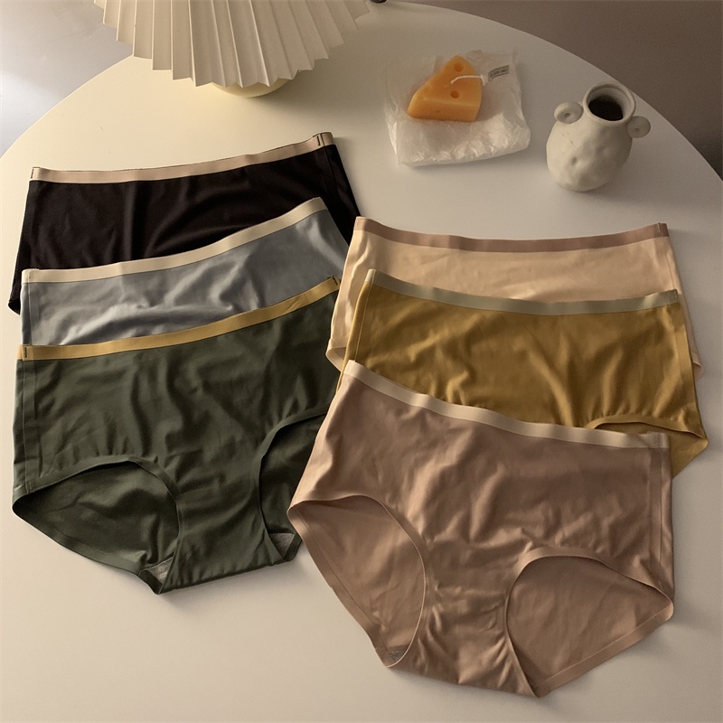 Bộ Áo Ngực Không Gọng 3 / 4 Cup Kèm Quần Lót Nâng Ngực Màu Sắc Tương Phản Thời Trang Quyến Rũ Cho Nữ