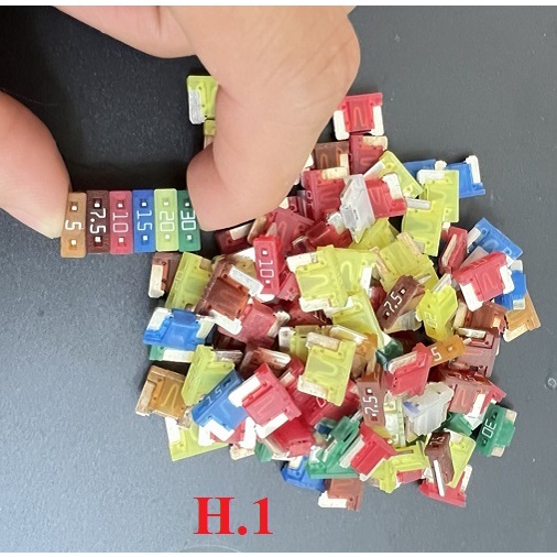 Chỉ 1.5k/c nếu mua từ 10 chiếc. [Nhật Bãi]Cầu chì chân to, nhọn, hẹp, cụt dùng cho Ô tô, xe máy.