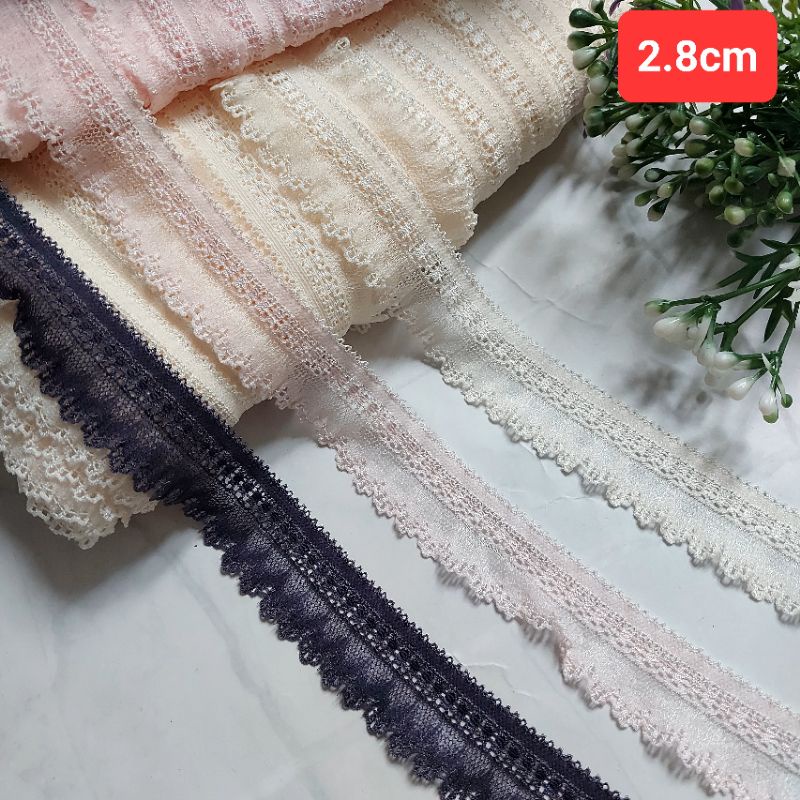 Ren thun viền bèo trang trí ,có 3 màu , size 2.8cm ( dây 5 mét ...