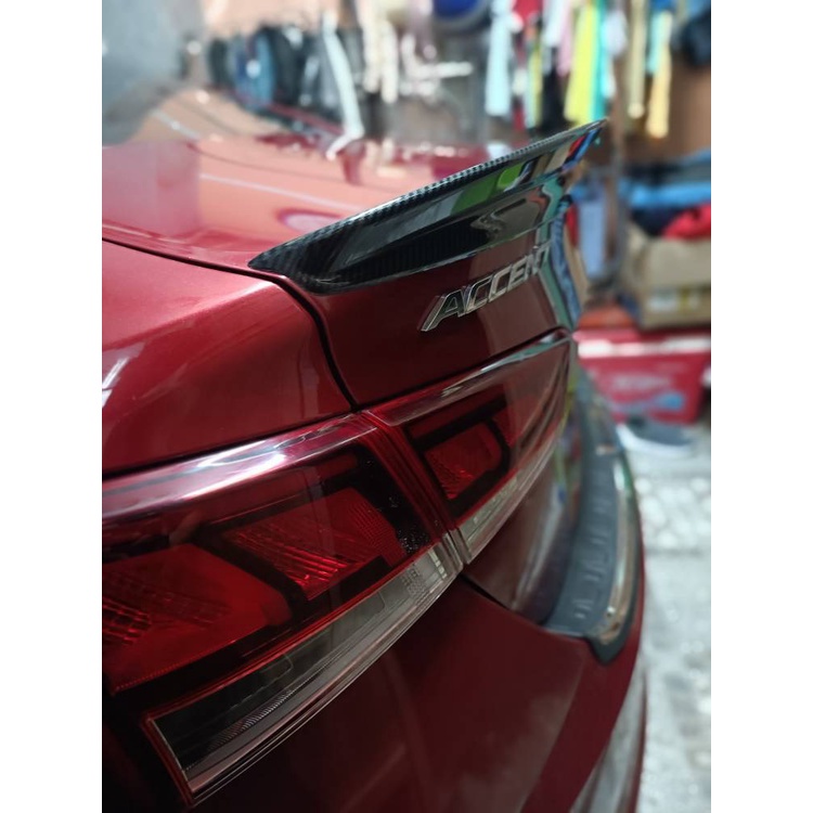 Đuôi gió liền cốp xe Hyundai Accent đời 2018 2020 2021 2022 2023 sơn sẵn màu CACBON cao cấp