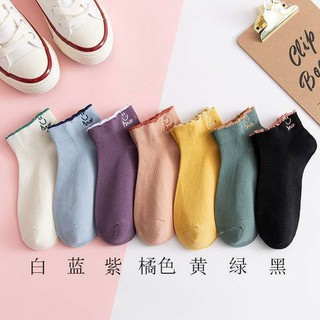 Set 5 Đôi Tất Nữ Cotton Thêu Hình Mặt Cười Dễ Thương..