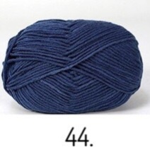44 xanh than