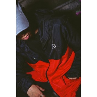 Áo Khoác Unisex VIGER WWP Hooded Jacket Black/Red