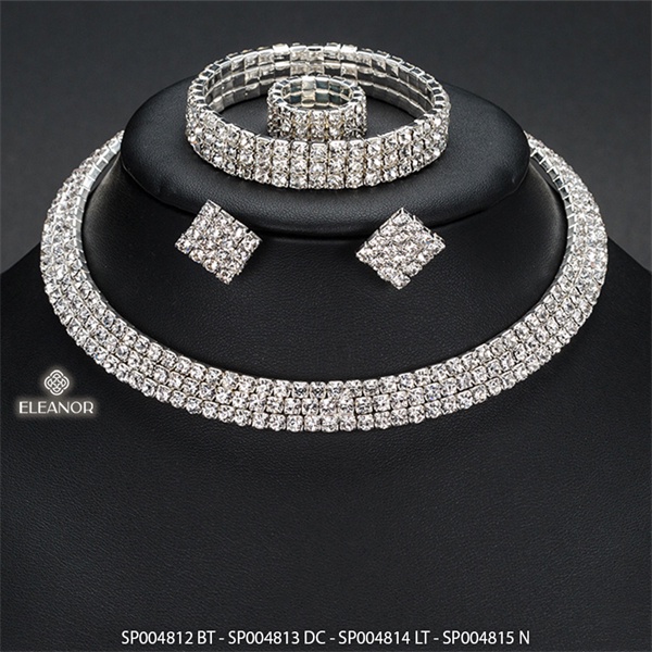 Dây chuyền lắc tay bông tai nhẫn nữ Eleanor Accessories bộ trang sức đính đá phụ kiện trang sức 4812