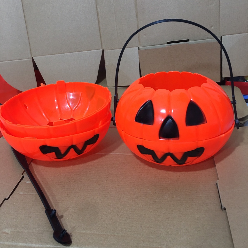 Giỏ bí ngô xin kẹo Halloween có đèn LED 3 màu nhấp nháy đẹp rẻ - Bí ghép 2 mảnh