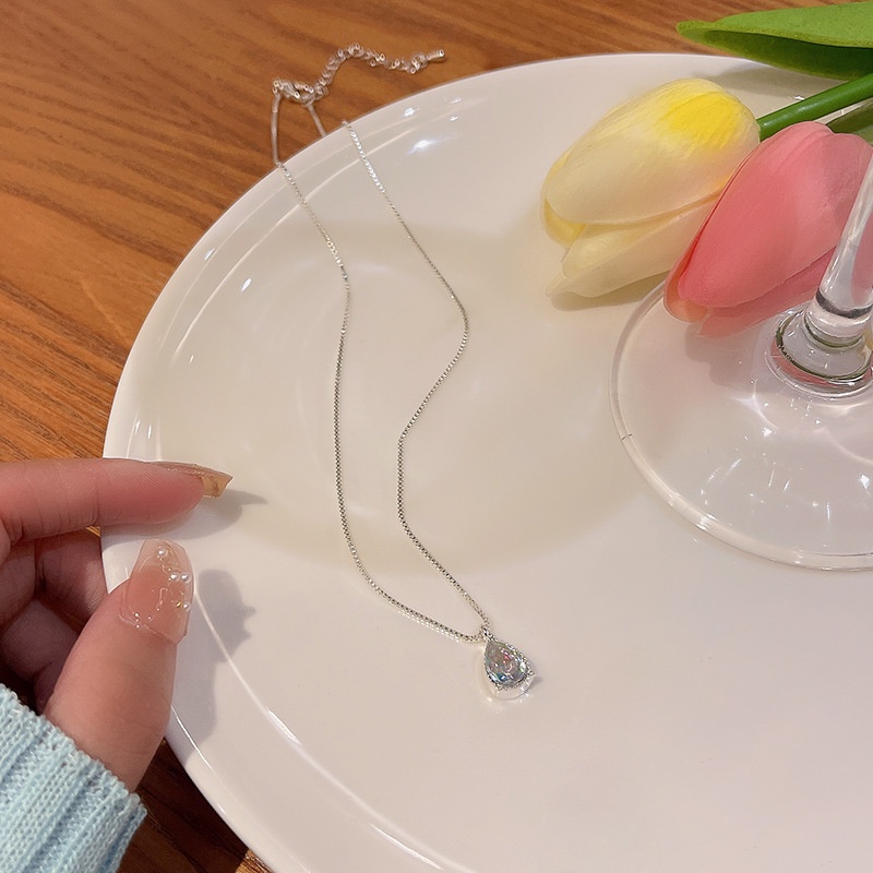 Vòng cổ Thép Titan Đính Đá Zircon Hình Giọt Nước Sang Trọng Cho Nữ