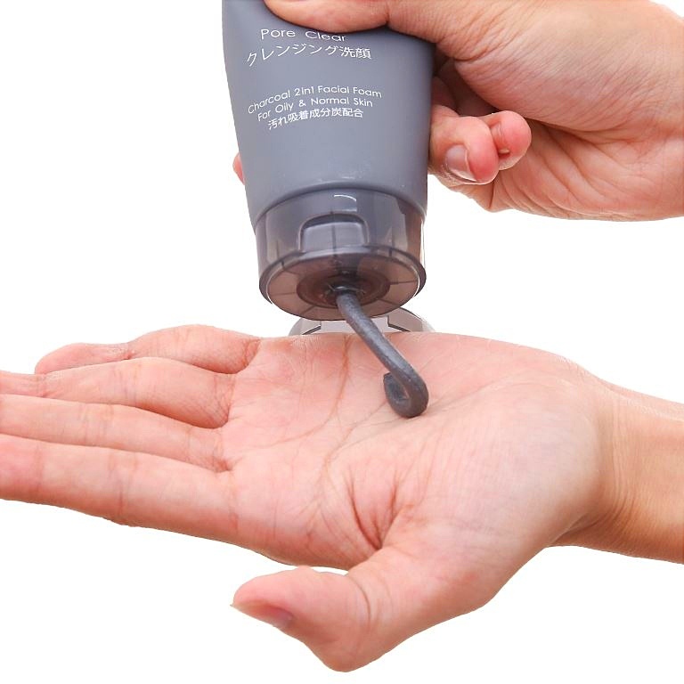 Sữa Rửa Mặt Giúp Làm Sạch Bụi Bẩn Và Tế Bào Chết Clarista Tokyo Charcoal 2 In 1 Facial Wash (160g)