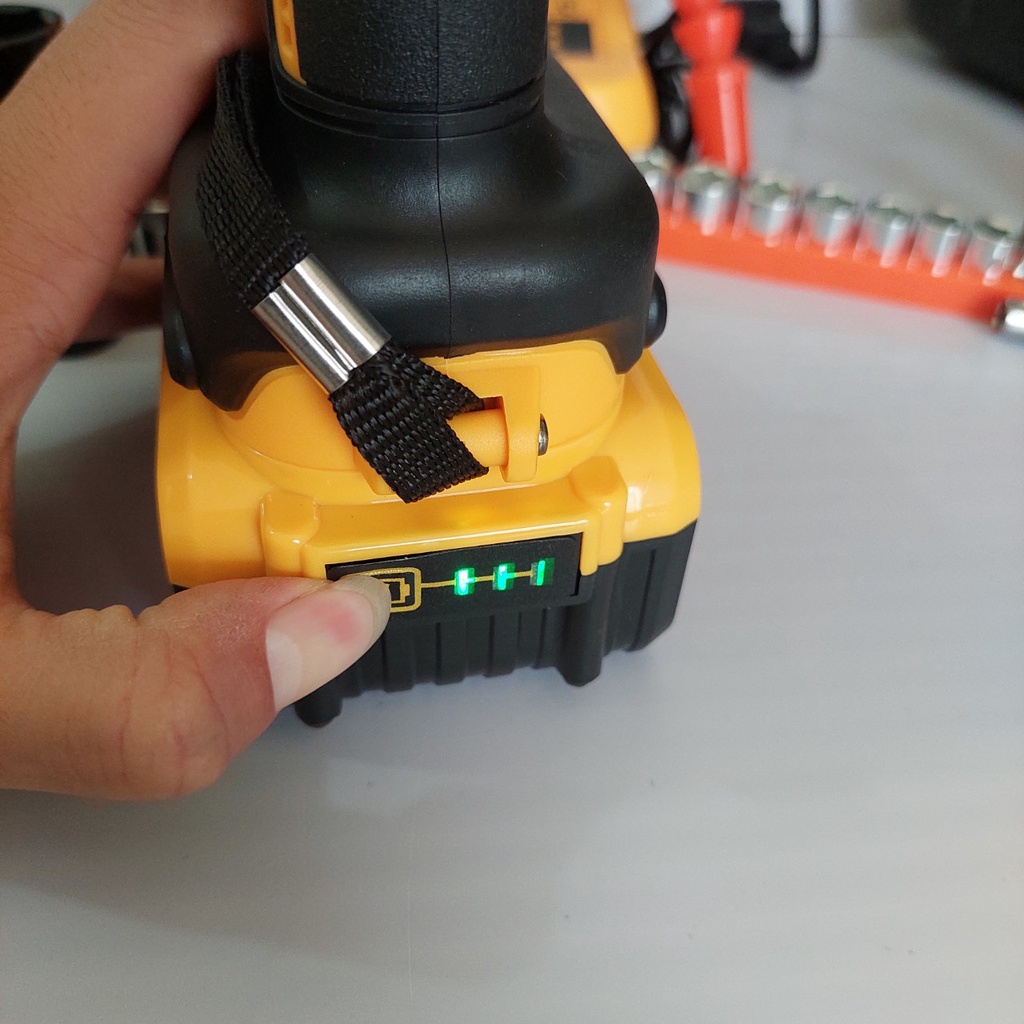 Máy siết bulong DW20V DCF887 Cao Cấp- Động cơ không chổi than