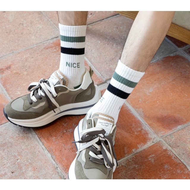 Vớ Tất chữ NICE, R cao cổ Nam Nữ phong cách trẻ trung, năng động.