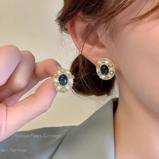 Bông tai ngọc trai và kim cương vintage - phụ kiện thời trang nữ