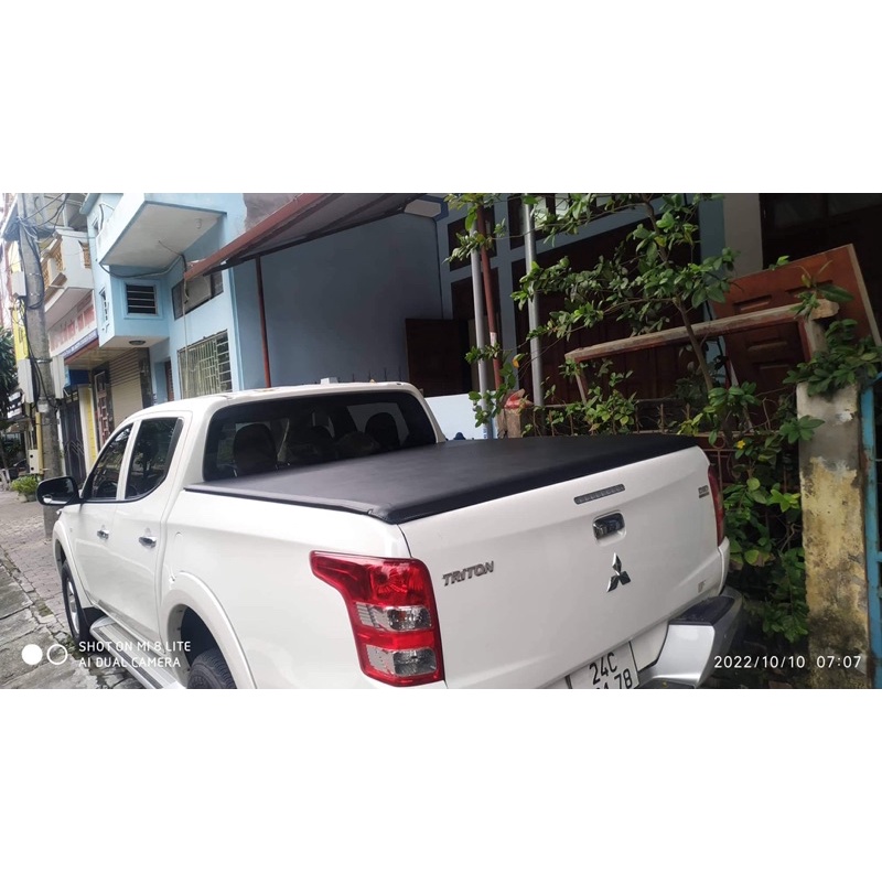 Bạt cuộn thùng xe bán tải mitsubishi triton và Ford ranger xls đời 2018 đến 2022