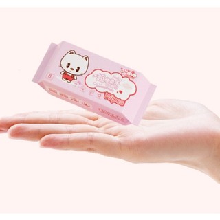 Khăn Giấy Ướt Mini Dễ Thương Bỏ Túi Tiện Lợi ( túi 8 gói ) Khăn Đa Năng Tiện Dụng
