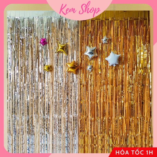 Rèm kim tuyến ánh kim dạng sợi làm backdrop trang trí sinh nhật - Kem Shop K143