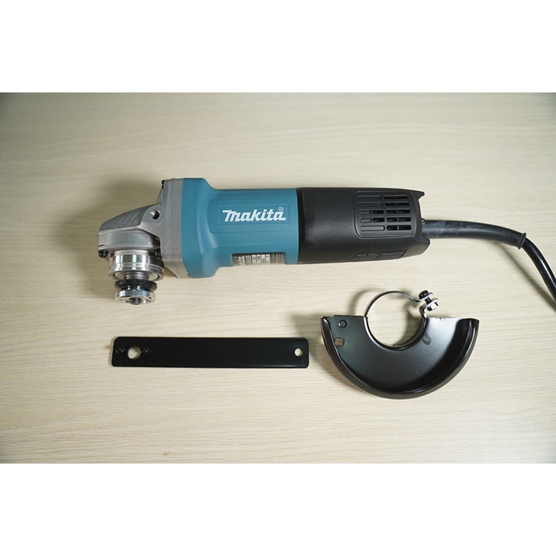 Máy mài góc Makita 9553B 710W (Công tắc đuôi)