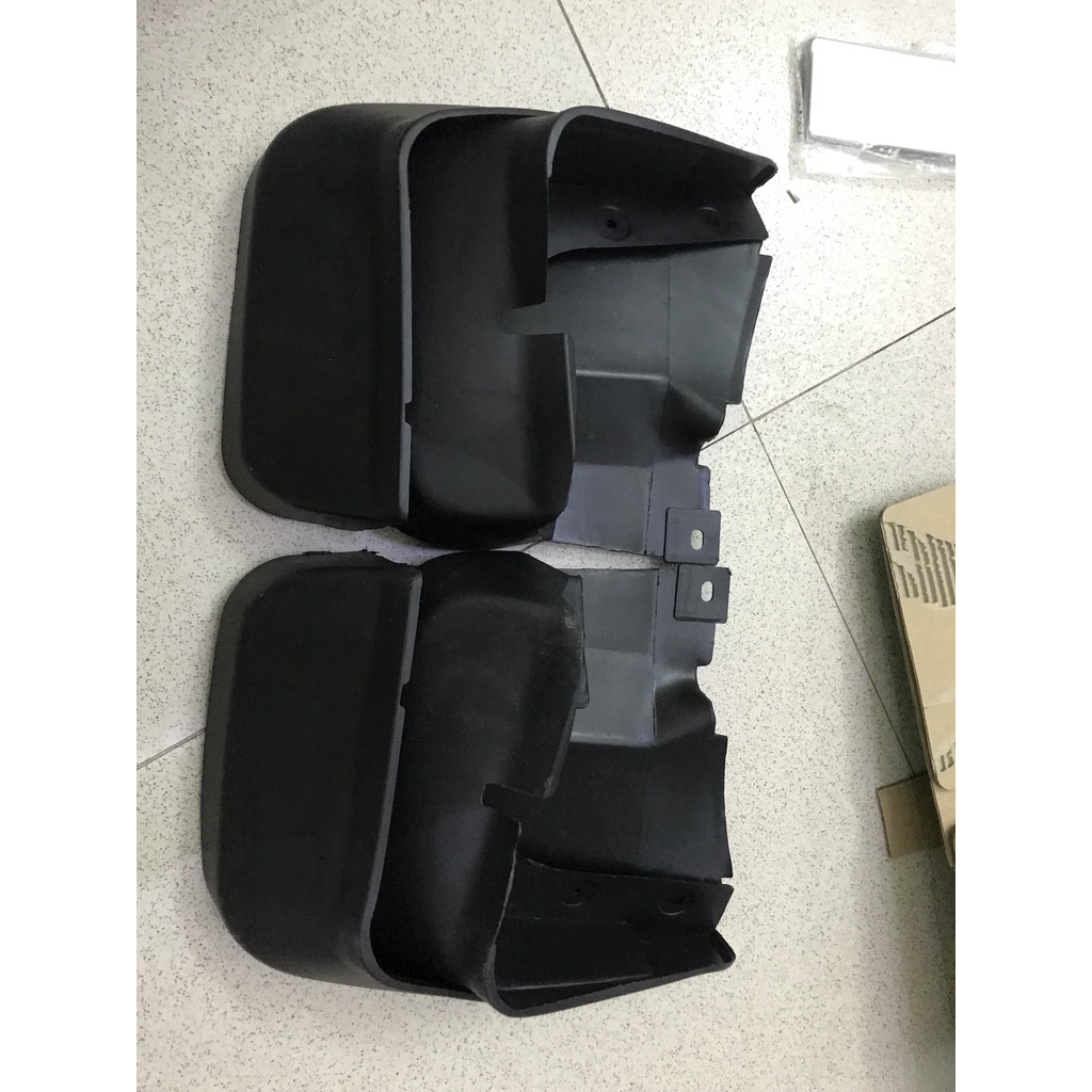Chắn bùn nhựa dẻo xe Honda Civic đời 2006 2007 2008 2009 2010 2011 2012 chắn bùn đất bắn lên xe, bộ 4 chiếc kèm ốc
