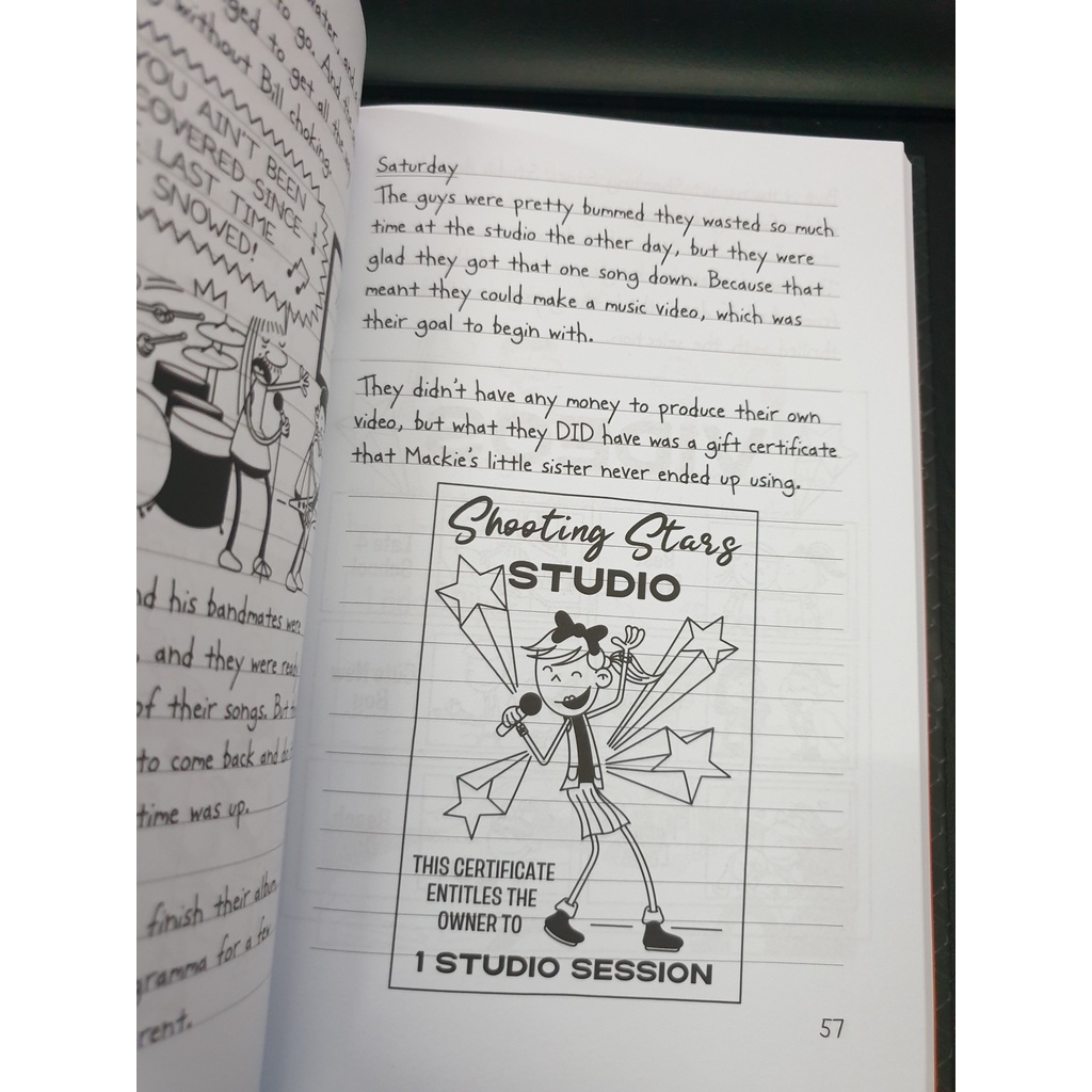 Ảnh Sách Ngoại văn: Diary Of A Wimpy Kid: Diper Överlöde (Book 17) 2