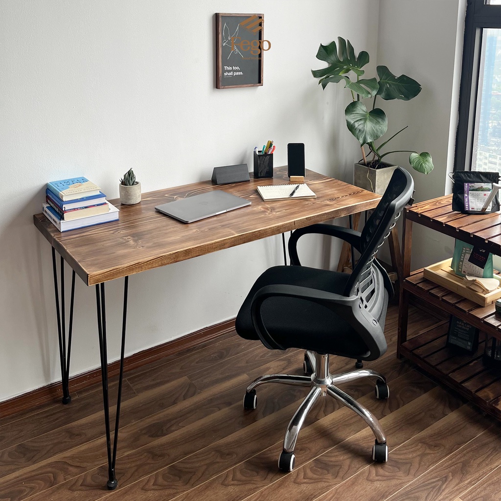 Ảnh Bàn làm việc văn phòng FEGO bằng gỗ tự nhiên nâu sẫm rustic kết hợp chân hairpin hiện đại 1