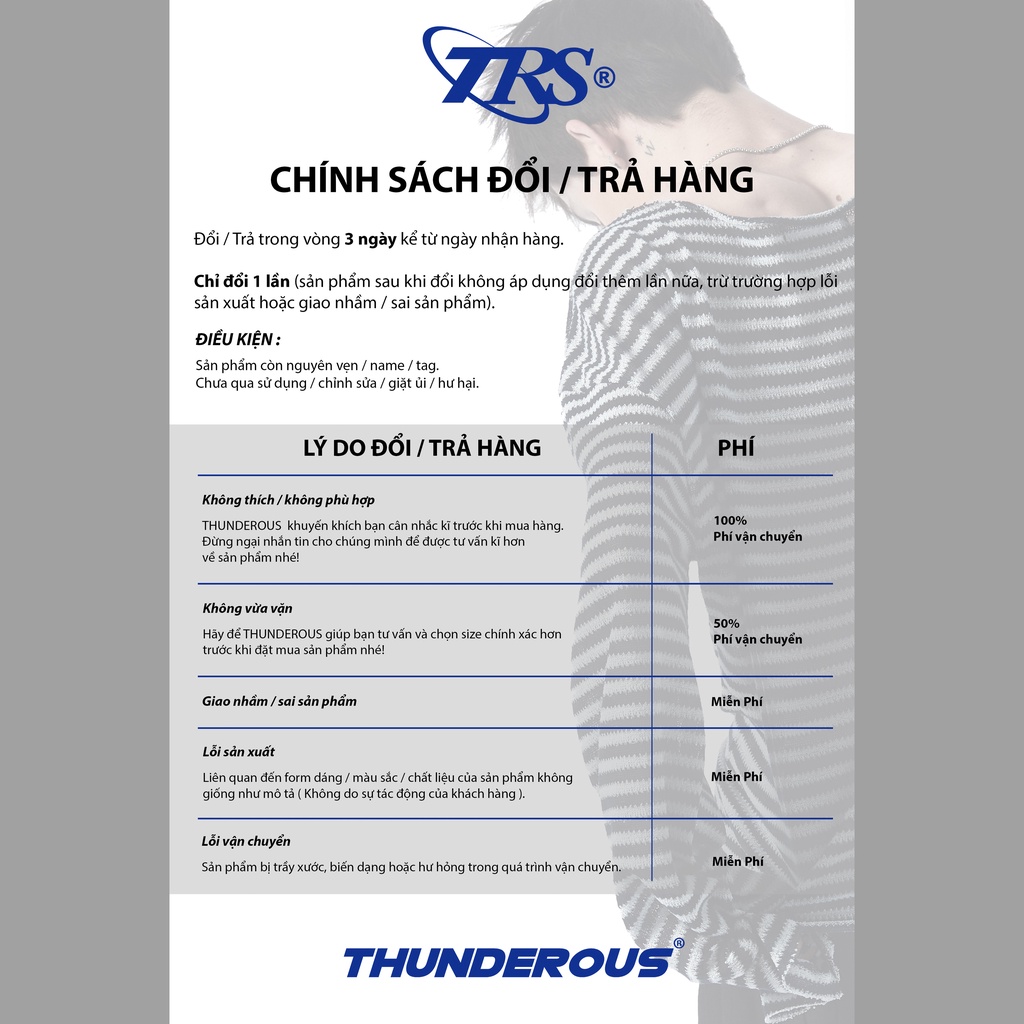 Áo Thun Trắng In Logo Hồng THUNDEROUS