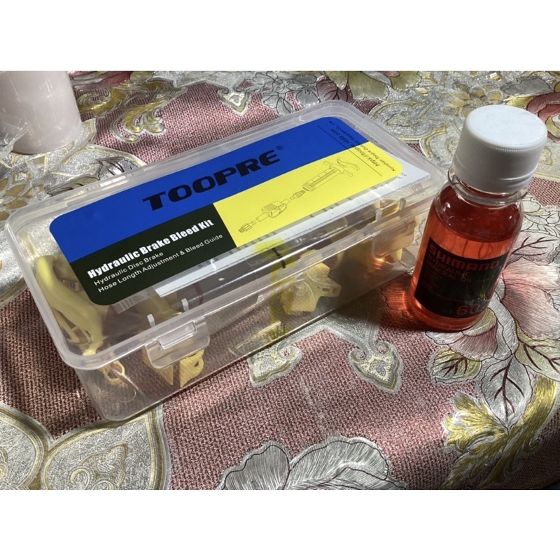 Dụng Cụ Bơm Dầu Phanh 2 Xi Lanh TOOPRE Đầu Nhựa