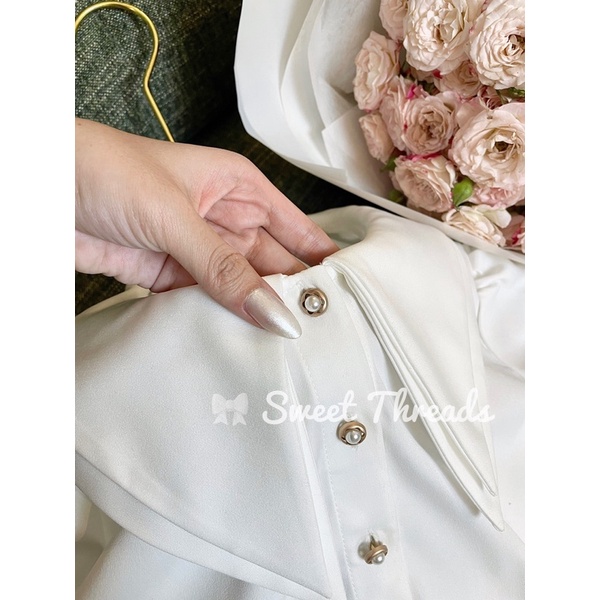 Áo sơ mi Laura shirt by Sweet Threads 2 màu đen - trắng